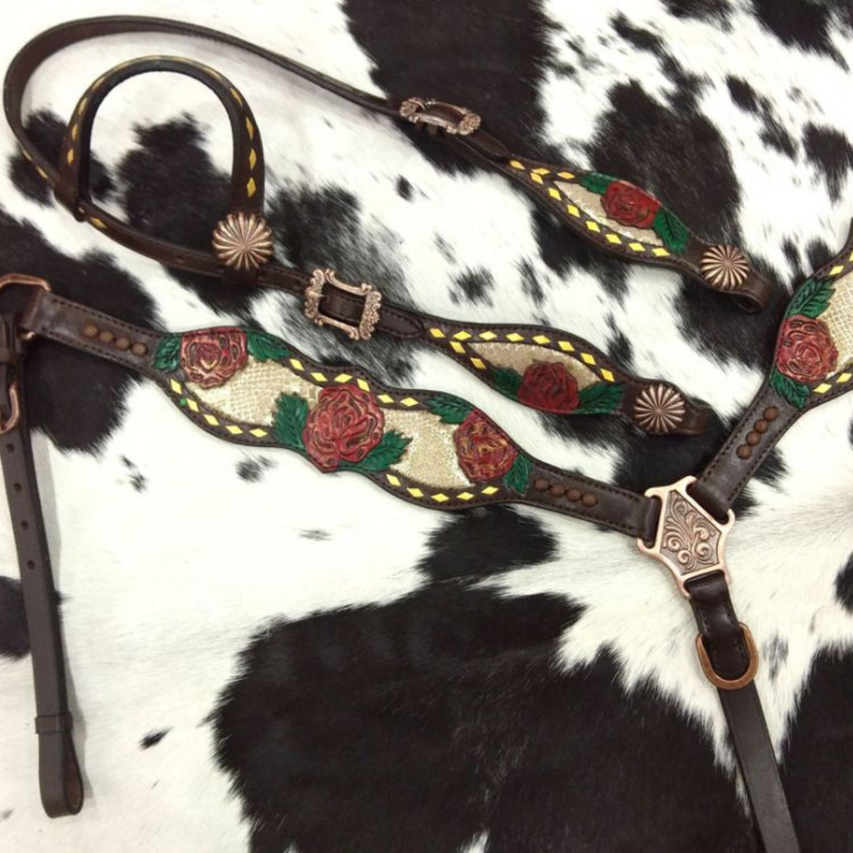 Showman ® Gold snake print inlay with painted rose accent one ear headstall and breast collar set. - Double T Saddles