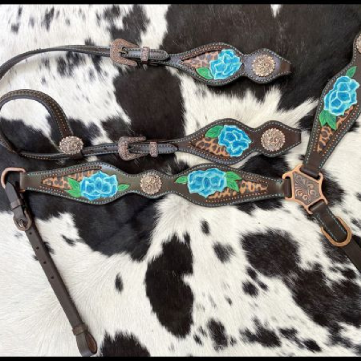 Showman ® Cheetah print inlay with painted blue flower accent one ear headstall and breast collar set. - Double T Saddles