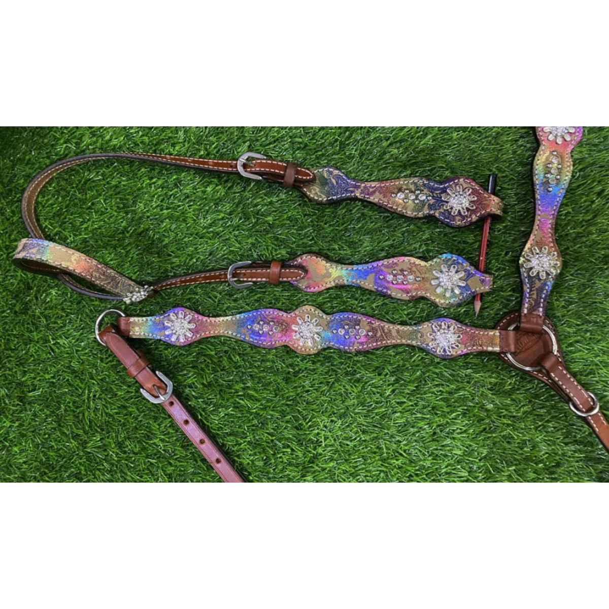 Showman ® Rainbow Print Medium Oil One Ear Headstall and Breast Collar set. - Double T Saddles